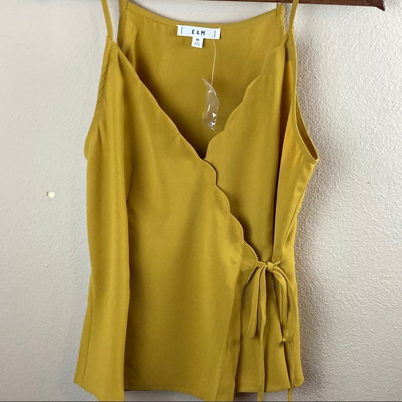 E&M Wrap Tank Top NWOT - Picture 2 of 10